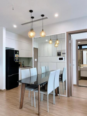 SERVICED APARTMENTS VINHOMES SKYLAKE